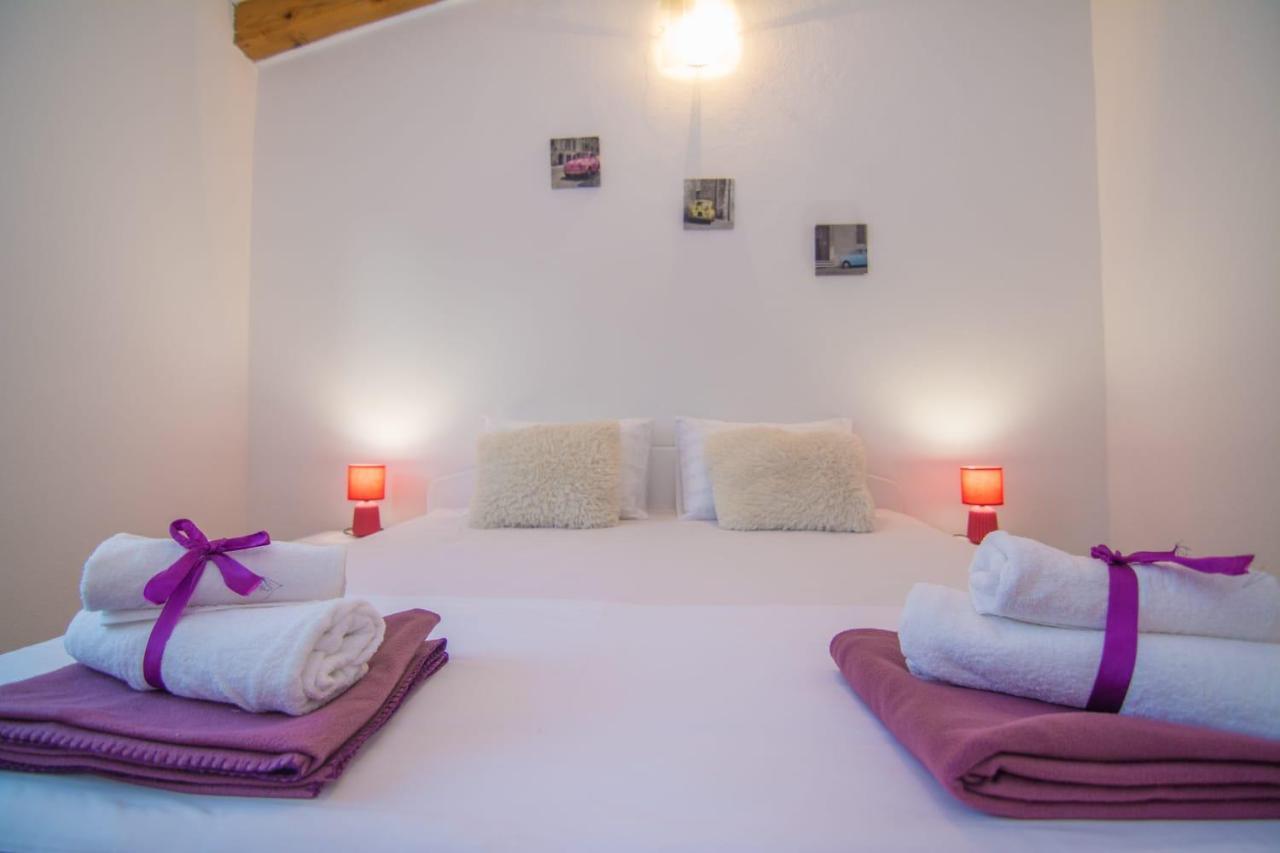 Village Holiday Apartman With Heated Pool Maslina Kostanje Eksteriør billede